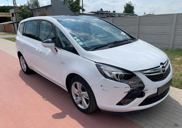 Opel Zafira cena 19900 przebieg: 173000, rok produkcji 2015 z Knyszyn małe 407